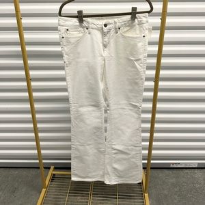 Gap Curvy 29/8r White Wide Leg Jeans NWT- Low rise